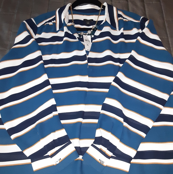 Blouse - Picture 1 of 3